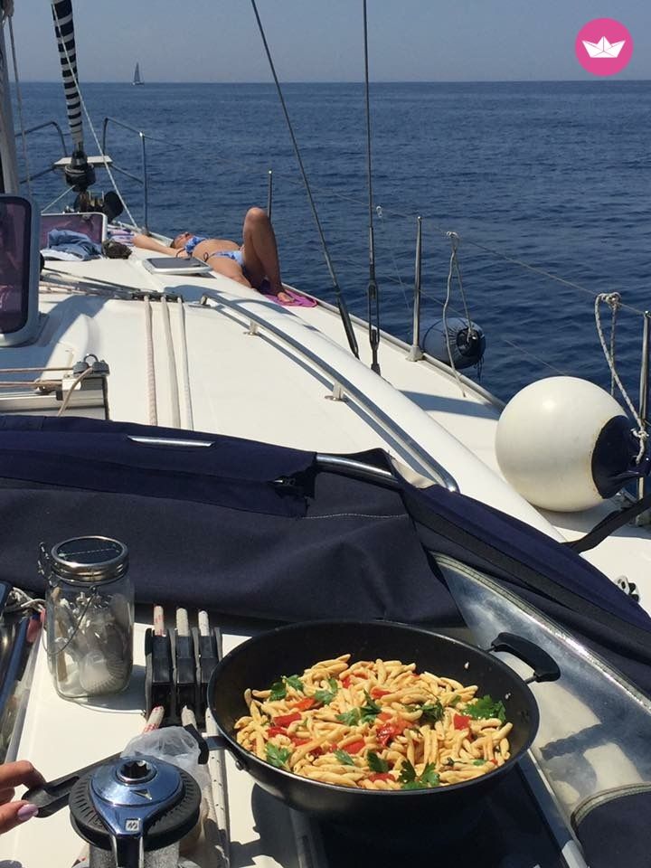 Bavaria Cruiser 39 in Bari for hire