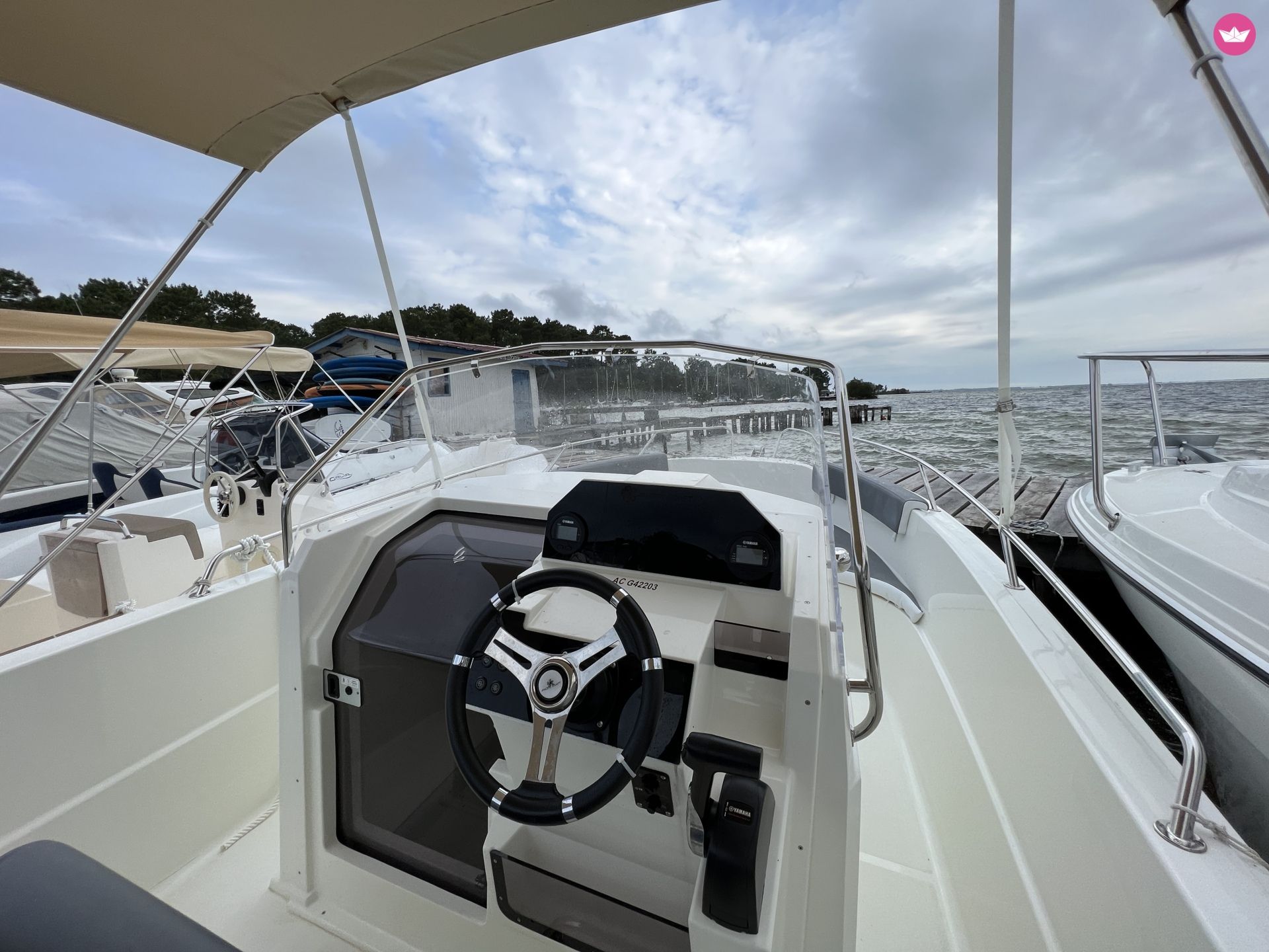 Bateau à moteur Pacific Craft Open 670 150cv 4