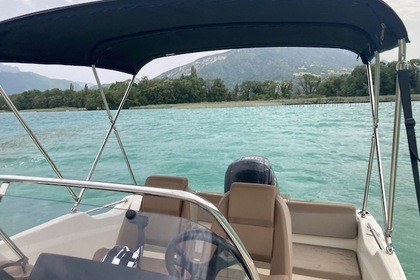 Location Bateau à moteur Quicksilver Quicksilver 550 Commander Ancy