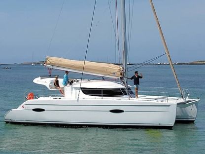 Charter Catamaran Fountaine Pajot Lipari 41 - New Faces Placencia