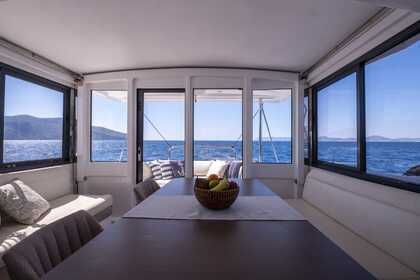 Bali 4.1 catamaran with capacity of 8 people in Fethiye / Gocek region