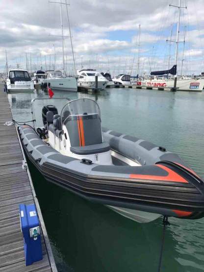 Miete RIB Ribcraft 780 Marseille