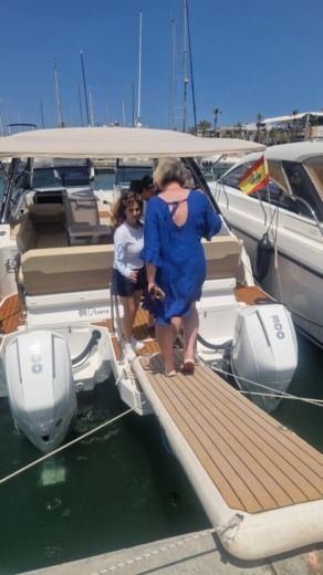 Denia Motorboat AQUILA 32 SPORT CATAMARAN alt tag text