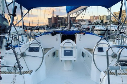 Hire Sailboat Beneteau Cyclades 39.3 Torre del Greco