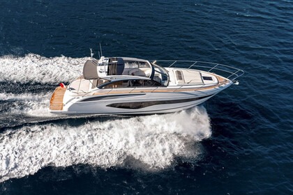 Location Bateau à moteur Princess v50 Golfe Juan