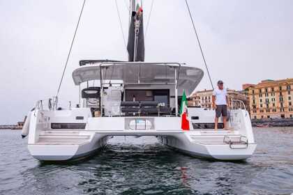 Charter Catamaran Queen Lagoon 42 Naples