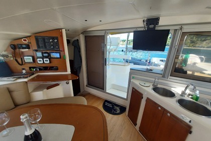 Fountaine Pajot Lavezzi 40, renewed completely