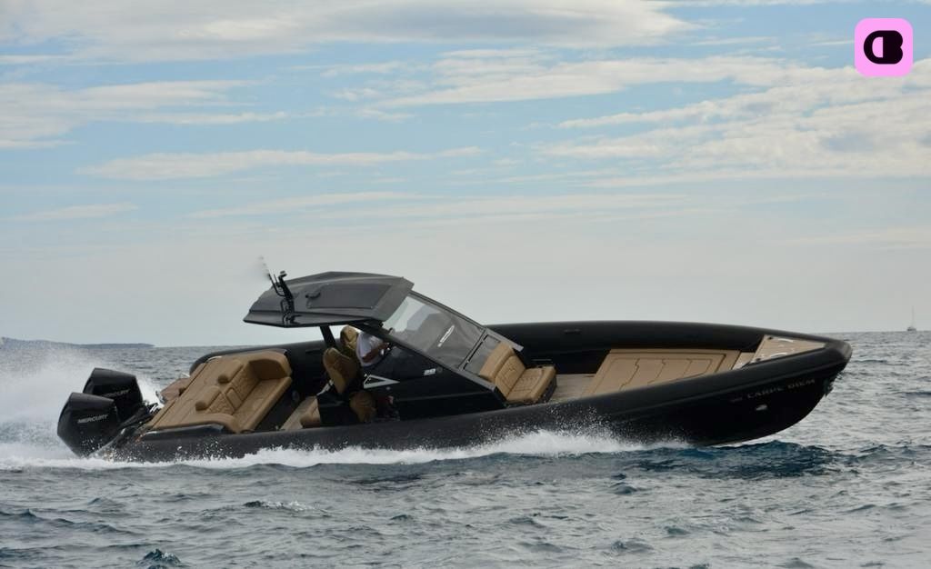 Semi-rigide Technohull 12 meters!! 7 hours cruise 600cv