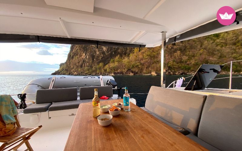 Catamaran ISLA 40 (4 CAB + 1 /  2 SDB) 11m 5