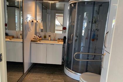 Luxury Power Catamaran for Rent