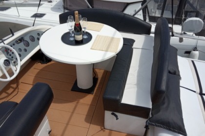 Hyra båt Motorbåt Azimut 40 Moraira
