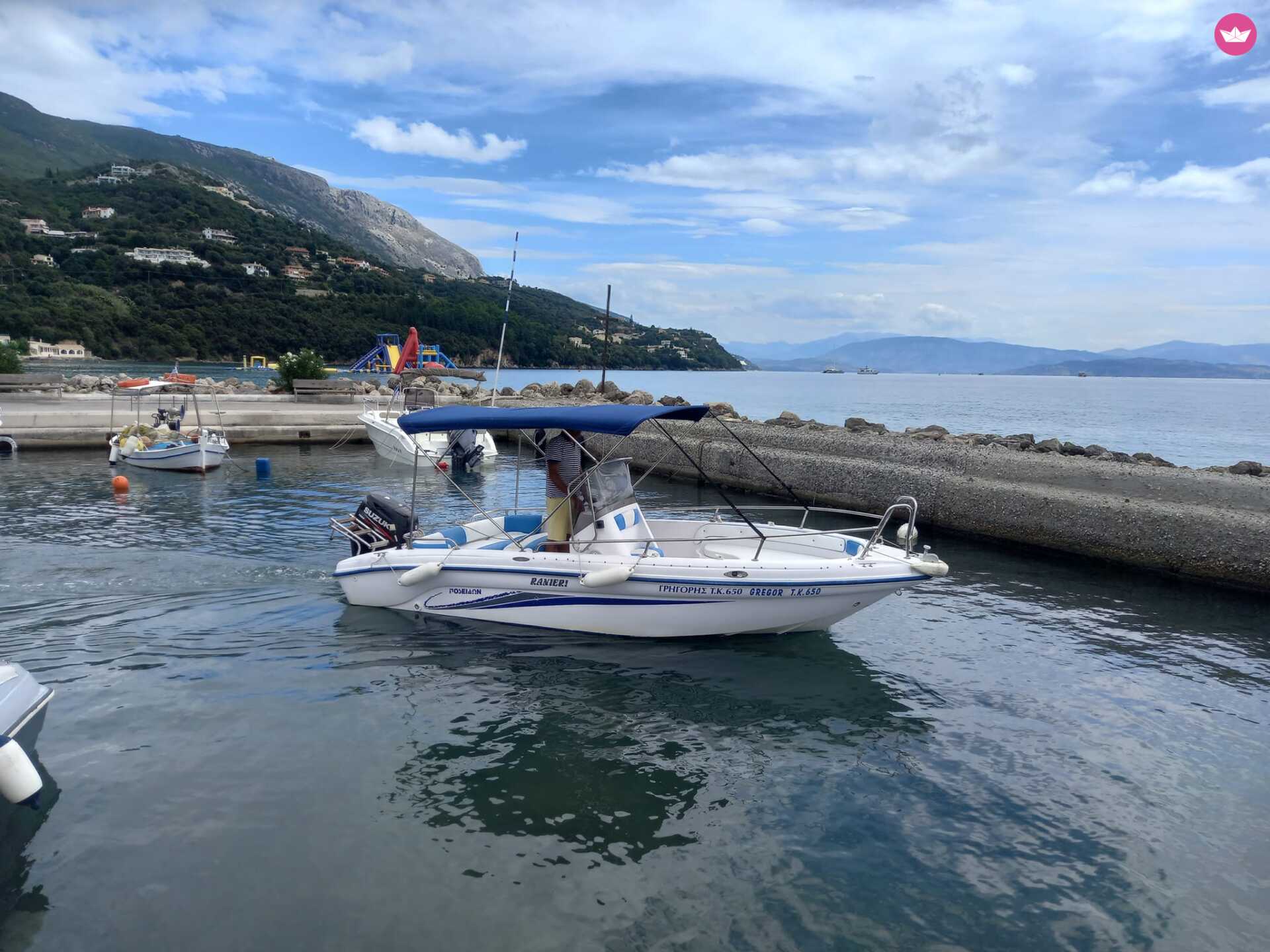 Bateau à moteur Ranieri Soverato 60cv