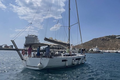 Charter Sailboat Jeanneau Sun Odyssey 440 Syros
