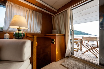 Luxury 22m Yacht with Crew – Cinque Terre & Portofino