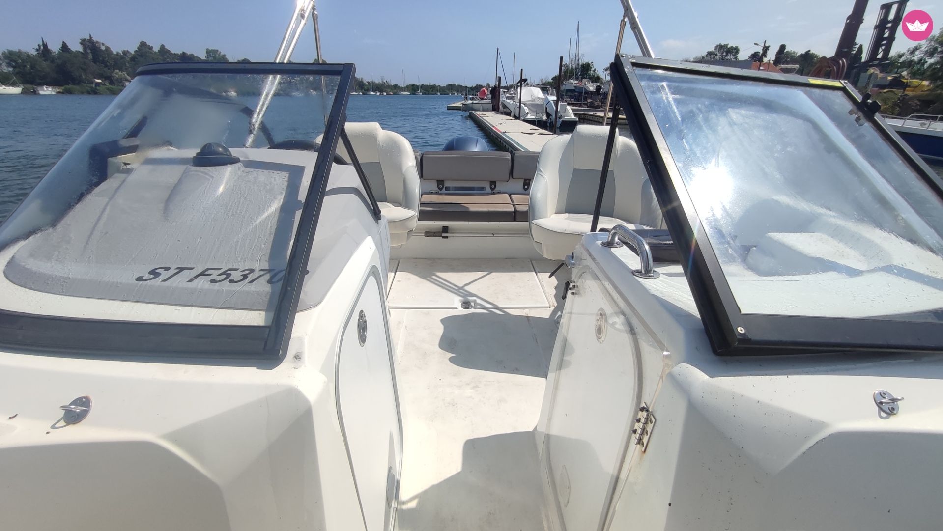 Bateau à moteur Jeanneau cap camarat 5,5 BR 115cv 3