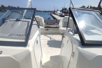 Location Bateau à moteur Jeanneau cap camarat 5,5 BR Le Grau d'Agde