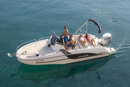 Charter Motorboat Beneteau Flyer 6.6 Budva
