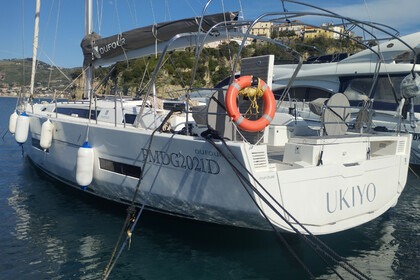 Charter Sailboat  Dufour 530 Salerno