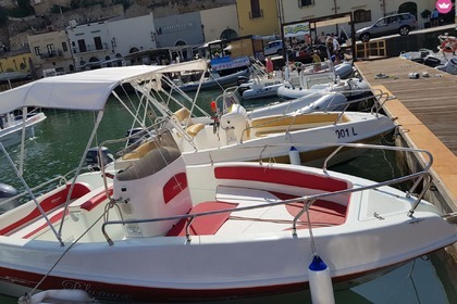 Noleggio Barca a motore TANCREDI BLUMAX 19 OPEN Castellammare del Golfo