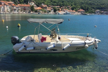 Marvel 19 with Yamaha 60 HP