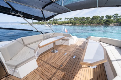 Verhuur Motorboot BB YACHTS 44 Olbia