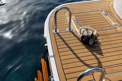 Procida: Excursion en bateau avec plongée en apnée et photos sous-marines