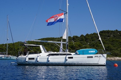 Hire Sailboat BENETEAU OCEANIS 41.1 Zadar