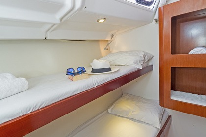 Miete Motorboot Beneteau Oceanis 50 Athen