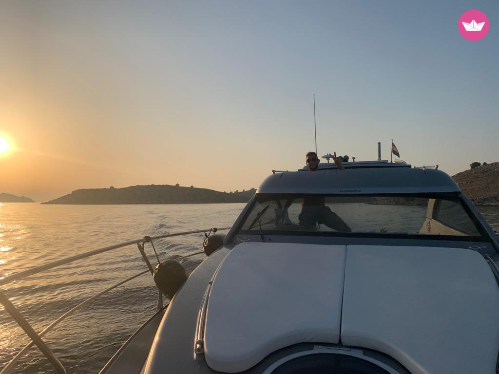 Bateau à moteur Mirakul 30 260cv 7