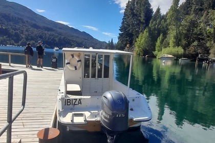 Lancha 8m con cabina y exterior