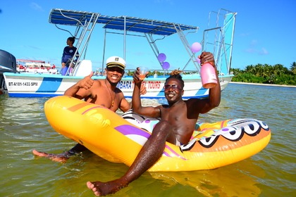 PRIVATE BOAT TO VISIT Exciting-PrIvate Island Hopper: Affordable Charter with Crew