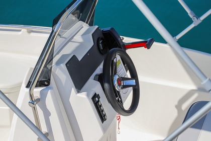 Charter Boat without licence  Compass Compass 150 cc powered by 30XS Kardamyli