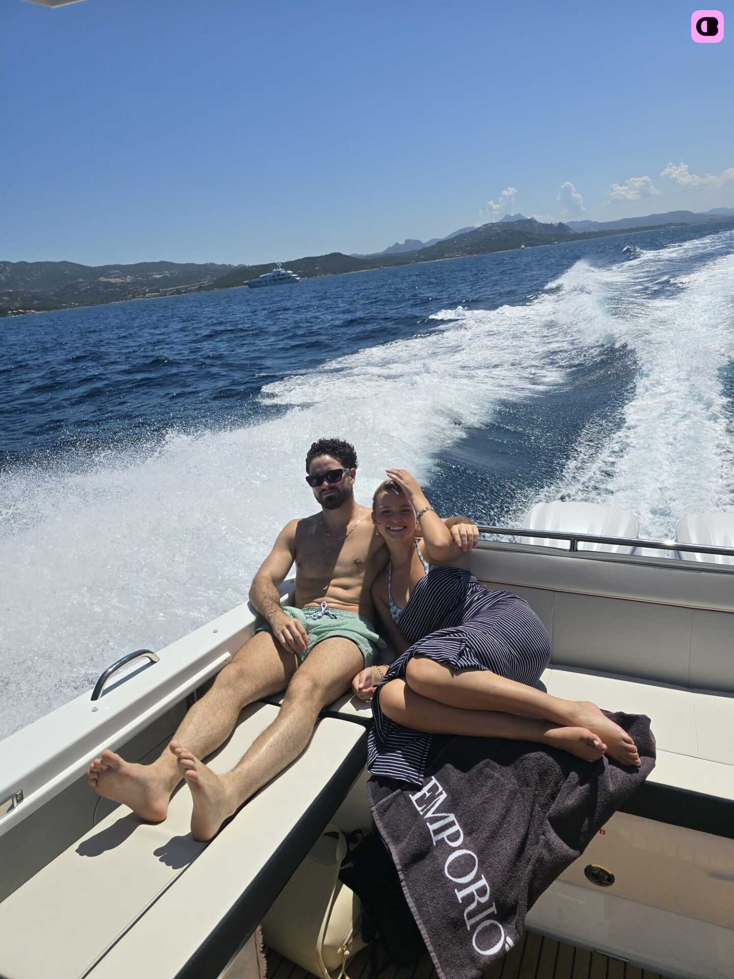 Bateau à moteur JEANNEAU CAP CAMARAT 9.0 WA S2 500cv 5