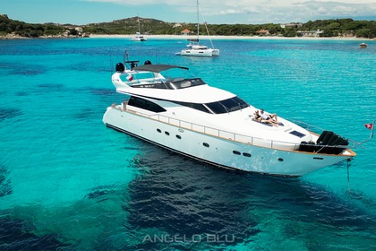 Hire Motor yacht Maiora 20s „Angelo Blu" Cannigione