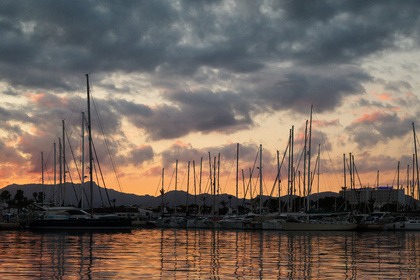 Stylisch übers Meer – Entdecke Mallorca mit der Monterey 264FS