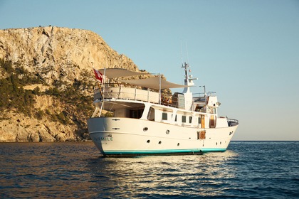 Miete Motoryacht Berwick Fairmile Trawler Barcelona