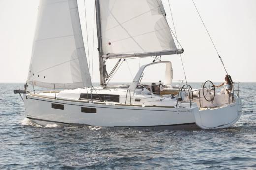 Beneteau Oceanis 35