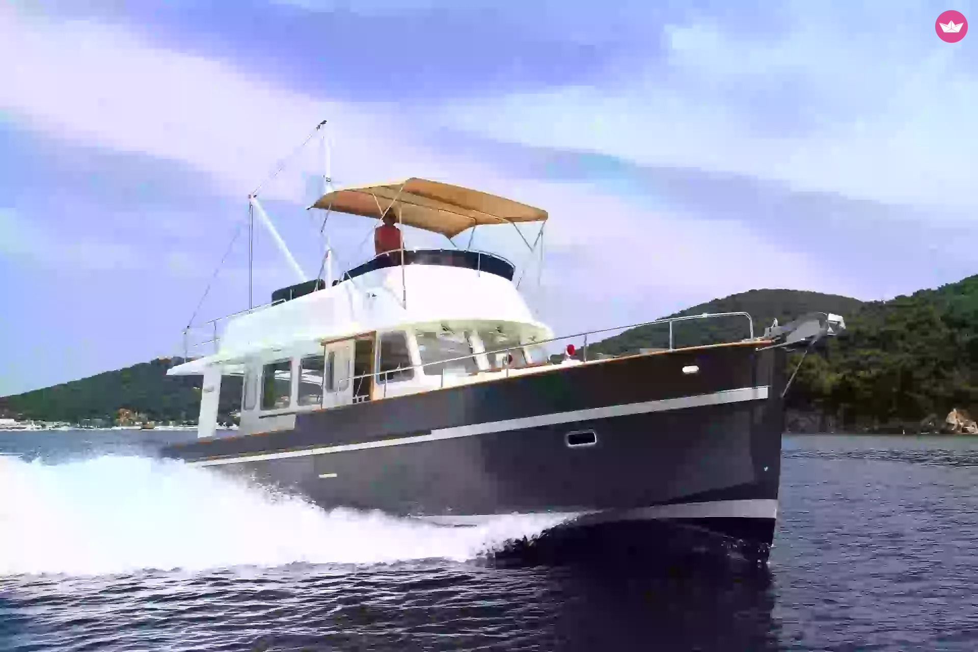 Bateau à moteur RHEA TRAWLER 36 - ANGELINER 520cv 6