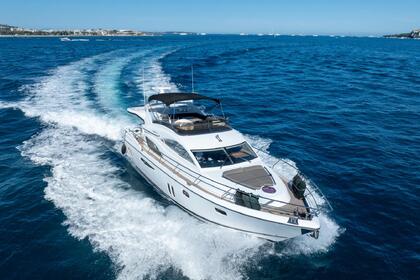 Hire Motorboat PEARL 60 Cannes
