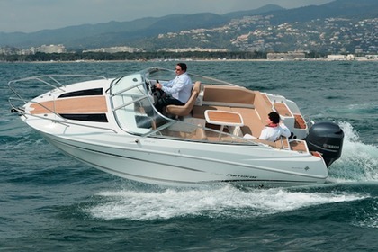 Charter Motorboat CAP CAMARAT 6.5 DC Saint-Gilles-Croix-de-Vie