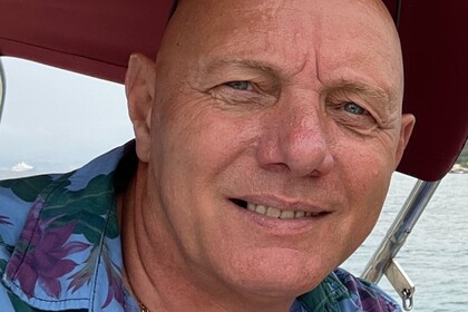 Чартер Моторная яхта Monterey 315 SPORT CRUISER Сент-Франсуа