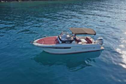 Atlantic 730 Sun Cruiser