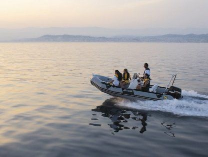 Czarter Ponton RIB Zodiac Pro9Man Marsylia