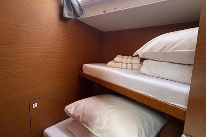 Verhuur Zeilboot Jeanneau Sun Odyssey 519 - 5 cab. Trogir