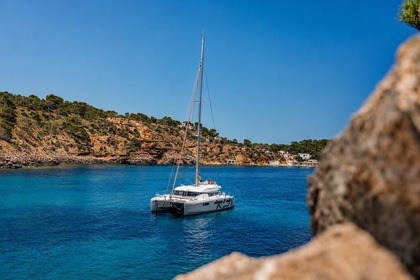 Hyra båt Katamaran Beneteau Excess 15 Ibiza