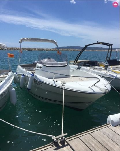 Location Bateau à moteur Jeanneau Cap Camarat 6.5 L'Estartit