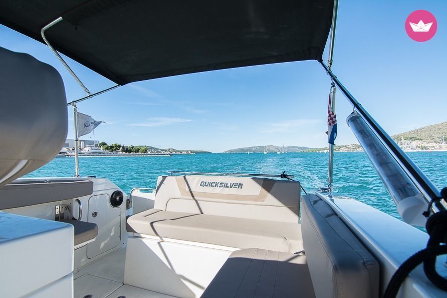 Motorboat Quicksilver Activ 805 Open for hire