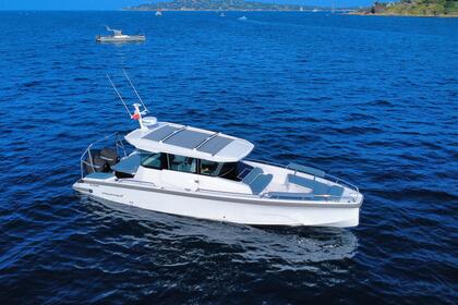 Hyra båt Motorbåt Axopar 29 xc cros cabin Sainte-Maxime