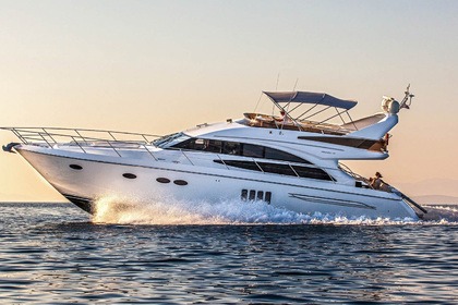 Location Yacht Princess Yachts Princess 62 Marina Lav