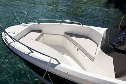 Without licence - B450 'Theia' - 4 people